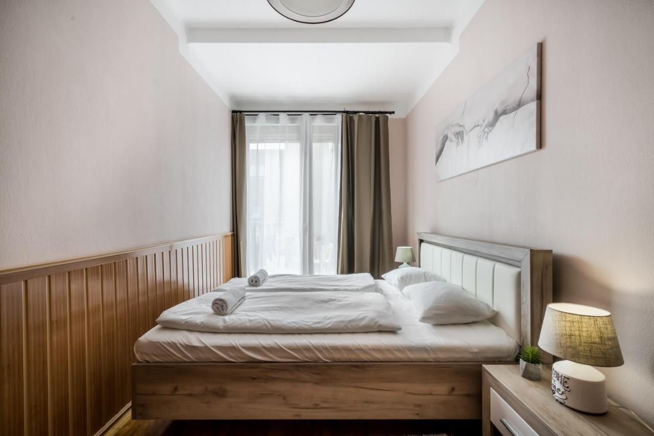 Bpr Timber Loft Home With Balcony Budapest Ngoại thất bức ảnh